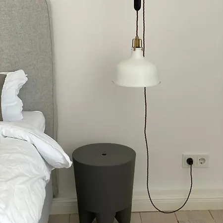 Apartment Haus Mit Tuermchen