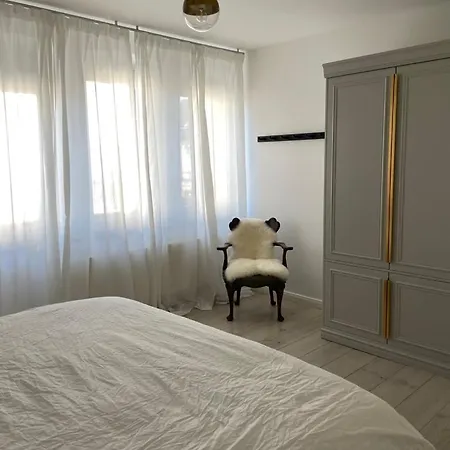 Haus Mit Tuermchen * Solingen