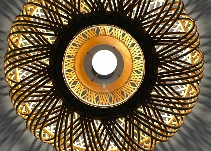 Haus Mit Tuermchen *